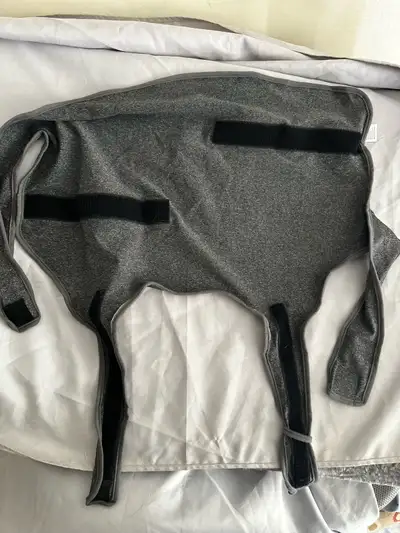 Adjustable Calming Vest. XL. Fits my 80lbs but he won’t move when it’s on. Pick up only. No holds. $...