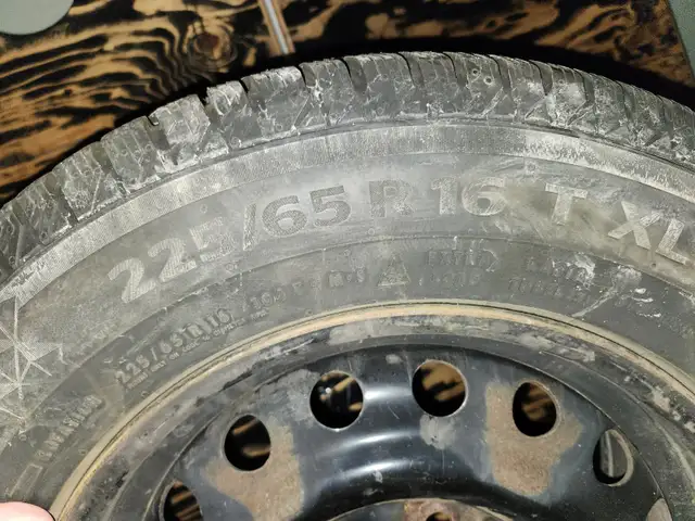 225/65R16 snow tires on rims in Tires & Rims in Mississauga / Peel Region - Image 5