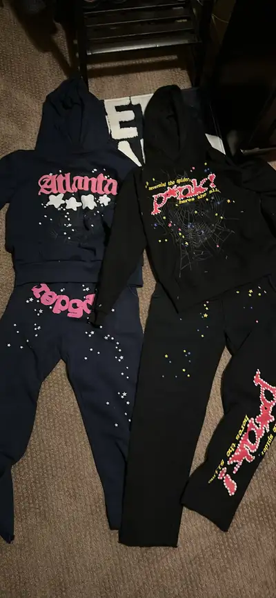 SP5DER HOODIE PANTS SET NEED GONE ASAP NO TRADES, View more