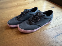 Women’s Vans Sneakers Size 7.5 - New