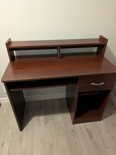Computer Desk in good condition, View more
