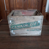 Caisse en bois vintage boisson gazeuse Canada Dry