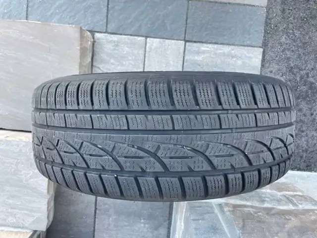 Used Winter Tires on Rims - Hankook Winter I*cept Evo 235/60 r16 in Tires & Rims in Markham / York Region - Image 3