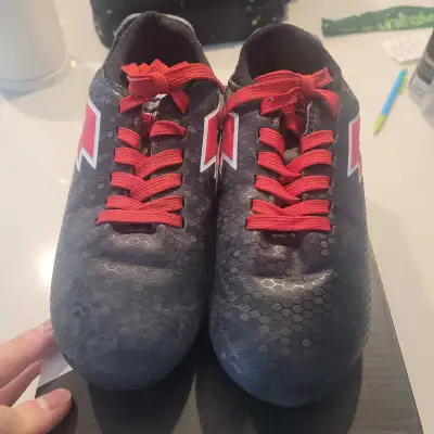 Kids Soccer Cleats Us Size 2.5 ad 3, View more