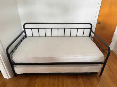 lit d'appoint +2 matelas, View more
