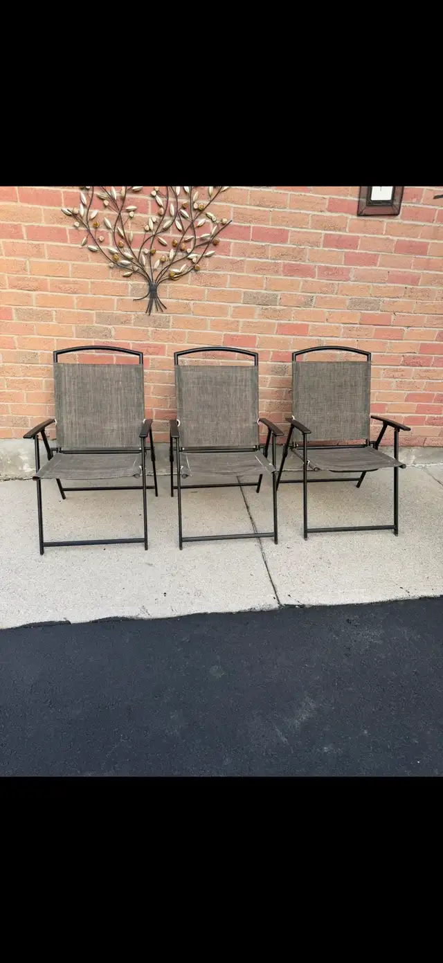 3 Chairs - Foldable Weather-Proof Chairs - All Chairs Together ...