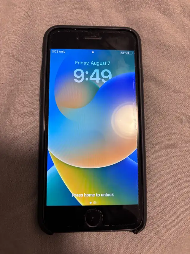 Apple iPhone SE 64GB