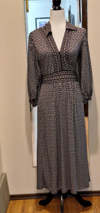 Max Studio Long Sleeved Midi/Maxi Dress-Size XS