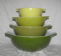 Pyrex Verde Cinderella Handled Bowls Set of 4