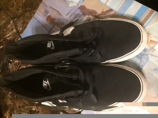 SELLING NIKE SHOES in Men's Shoes in Oshawa / Durham Region - Image 3