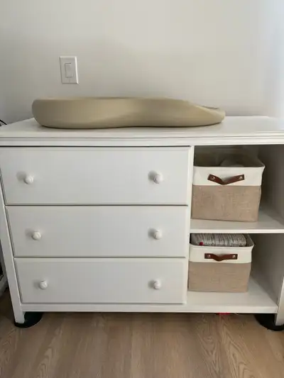 Dresser/Change table , View more
