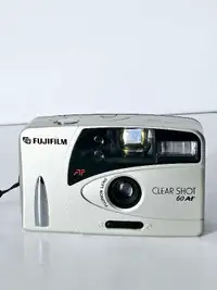 Fujifilm ClearShot 60 AF Point And Shoot 35mm Film Camara 