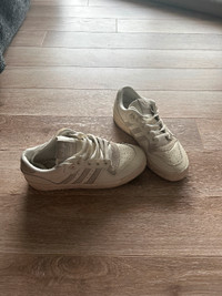 Chaussures Adidas