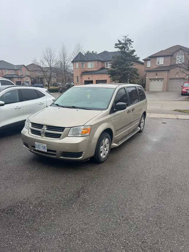 Dodge Grand Caravan593255961682268161