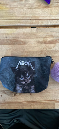 Metallica cat makeup bag