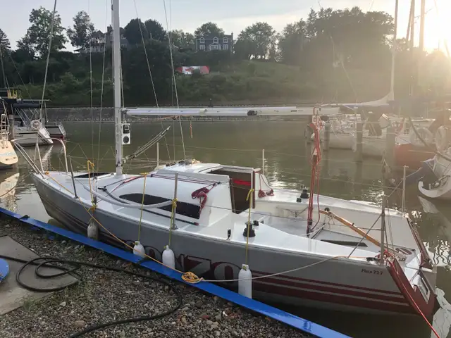 Farr 727 Sailboat “Gonzo” 25’  in Sailboats in London - Image 2