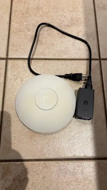 Ubiquiti - UniFi UAP-AC-LR (Long-Range Wifi 5), View more