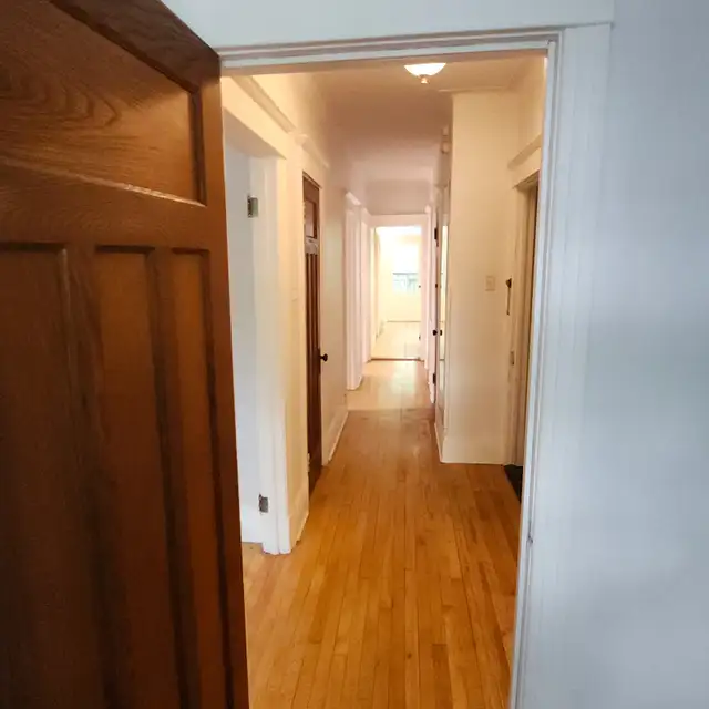 6 1/2 Upper Duplex Snowdon Metro Villa Maria CDN-NDG Queen Mary in Long Term Rentals in City of Montréal - Image 6