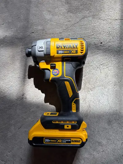 DeWalt DCF 887 Driver, View more