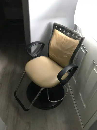 Hairdressing hydraulic chair, View more