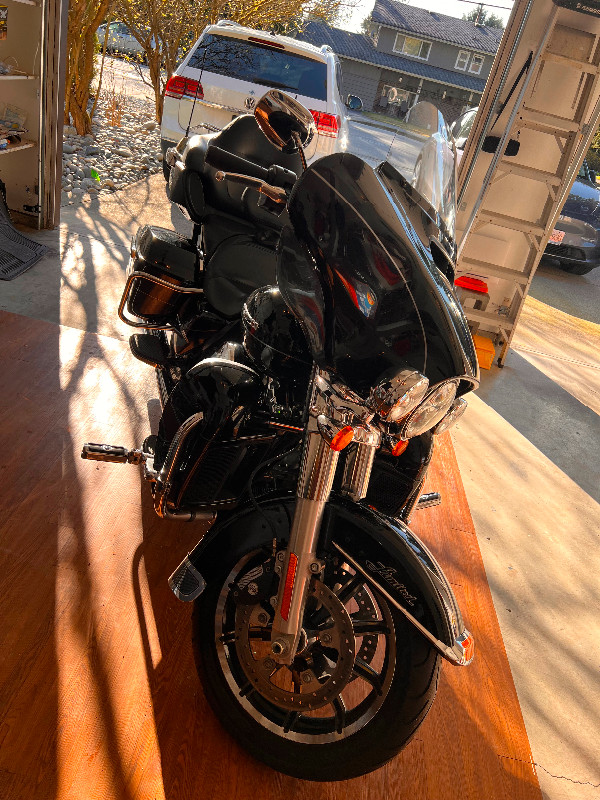 2015 Harley Davidson FLHTK in Touring in Tricities/Pitt/Maple - Image 2