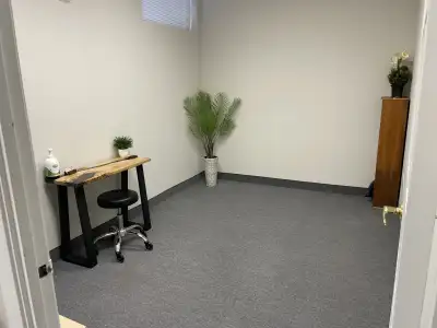 Hey there! We have 2 treatment rooms for rent in our osteopathy clinics and we'd love to find the ri...