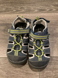 Boys size 10 George adjustable sandals