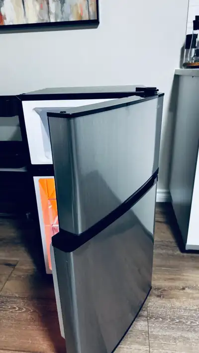 3.0 CU freestanding compact fridge freezer , View more