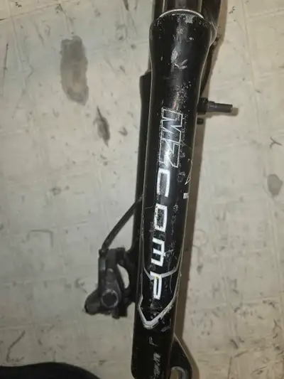 Marzocchi MC Comp MTB Suspension MTB Fork 26" 11/8" Threadless 210mm Marzocchi MC Comp MTB Suspensio...
