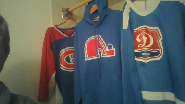 nordiques Quebec/Habs blue jersys$49RedWings/Trade4 SenatorsJers in Men's in Ottawa - Image 2