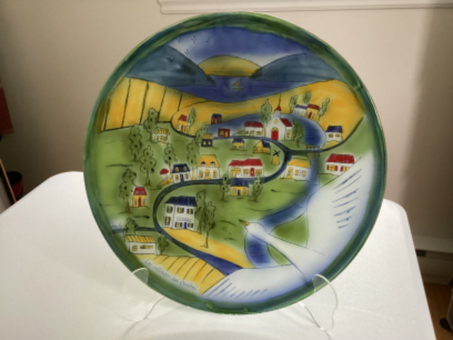 PRICE DROP! Gorgeous 15” Decorative Glass Platter dans Décoration intérieure et accessoires  à Ouest de l’Île