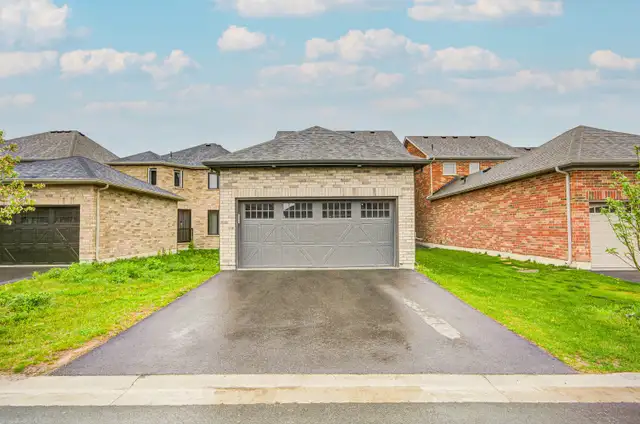 Peterborough Rooms for Rent for Female only - $650 in Room Rentals & Roommates in Peterborough - Image 10