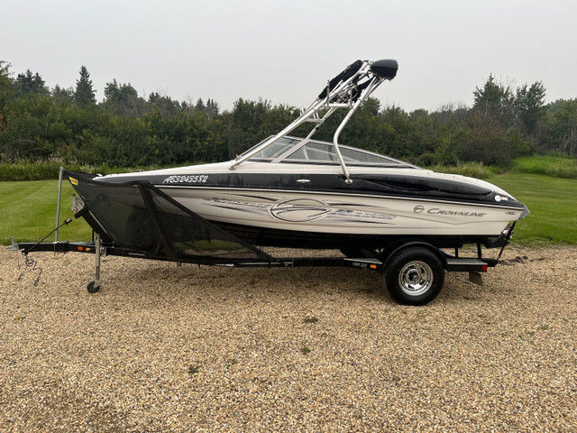2011 Crownline 185 SS in Powerboats & Motorboats in La Ronge - Image 3