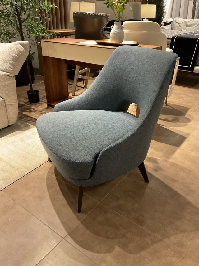 Natalie Accent chair in Chairs & Recliners in City of Toronto - Image 2