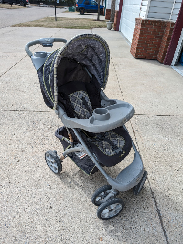 Stroller, Safety 1 st. foldable. in Strollers, Carriers & Car Seats in Calgary