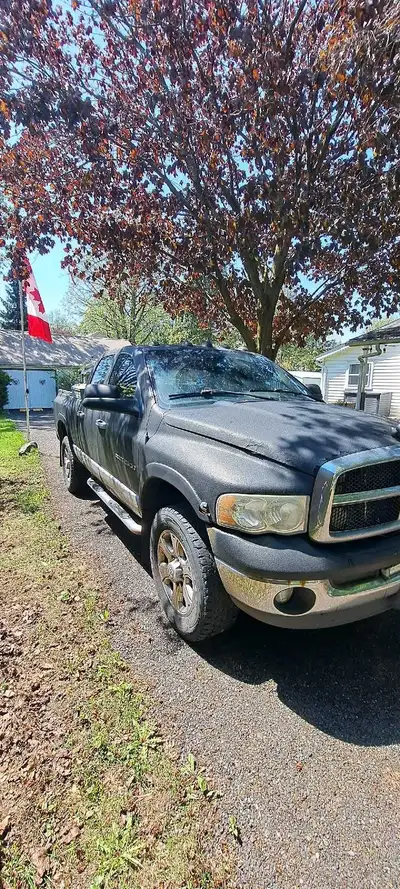 Looking to see if anyone is interested in my truck, feeling the itch for something different. 5.9 di...