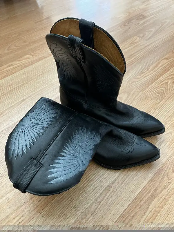 BOULET BOOTS Vtg. Western #9506 - Feather Head Size 10 Brand New in Men's Shoes in Edmonton - Image 4