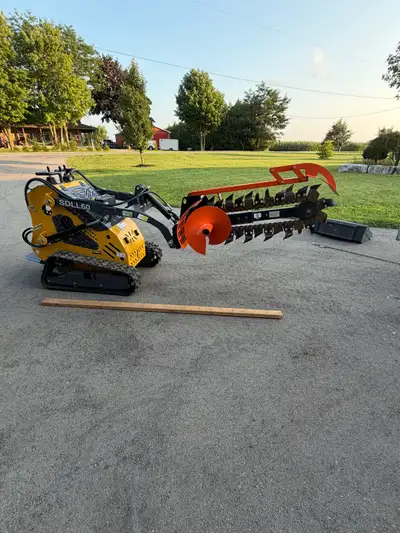 New Hydraulic quick attach trencher for mini skidsteer loader , attachment only $2100, pick up just...