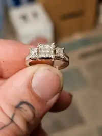 1.00 karat white gold 10k engagement ring 