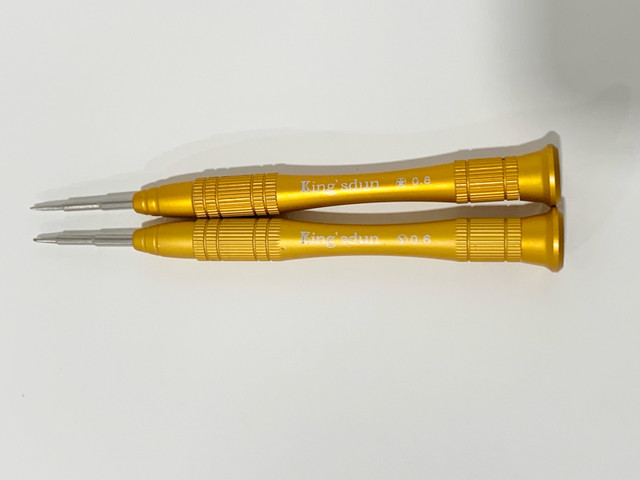 Precision Screwdriver Magnetic Golden Repair Tools for Mobile La in Hand Tools in Oakville / Halton Region