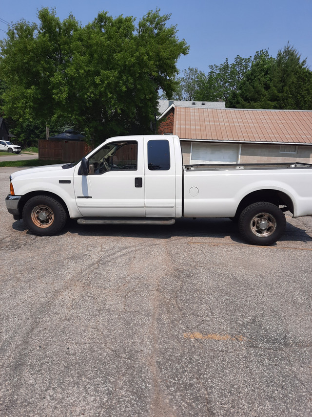 2001 Ford F-350 Lariat Super Duty 7.3L Power Stroke Turbo Diesel in Cars & Trucks in Barrie - Image 3