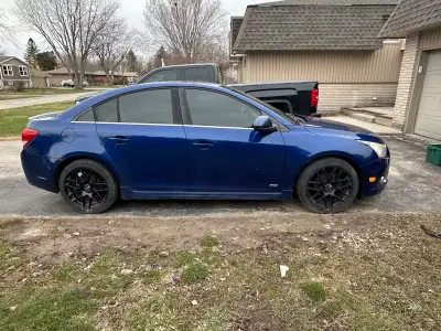 2012 Chevy Cruze RS 195,000 kms