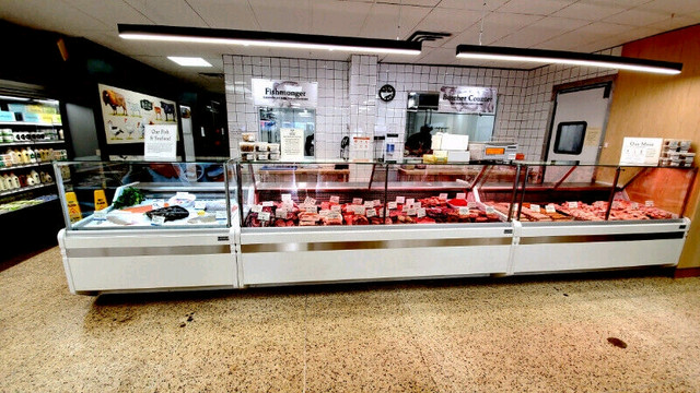 Deli / Meat / Fish Display Cases / Counters in Other Business & Industrial in City of Toronto - Image 4
