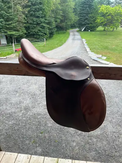 Older English saddle for sale, Tear along seat other than that it’s ok… still functional. Good for s...