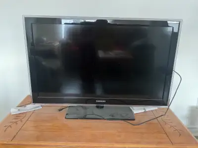 télé Samsung 40 pouces, View more