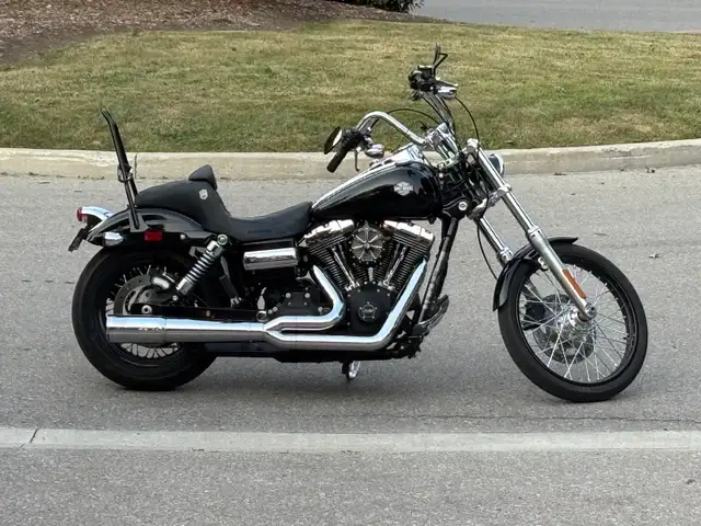 2012 Harley  Dyna Wide Glide in Street, Cruisers & Choppers in Mississauga / Peel Region - Image 4