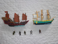 Disney Pirates Of The Caribbean Pirate Fleet Ships Micro - Mint