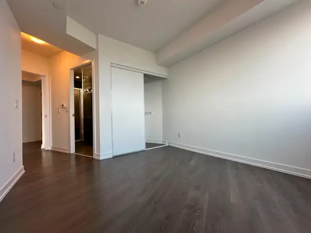 3 Bedroom 2 Bathroom Corner Unit – Stunning City View in Condos for Sale in City of Toronto - Image 26