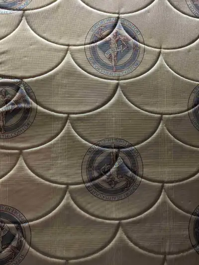 Double mattress and box, older style but very clean and comfortable, can deliver. Also a metal bed f...