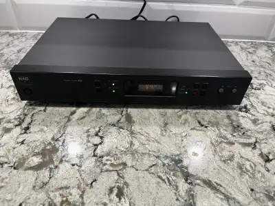 NAD stereo tuner 402, View more